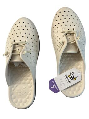 Joybees Footwear Women's Slide-On Weekend Mule in Pewter/Bone Sz W7 NWT